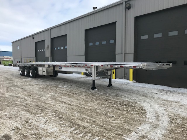 Flat Deck Trailers Available at Kingpin