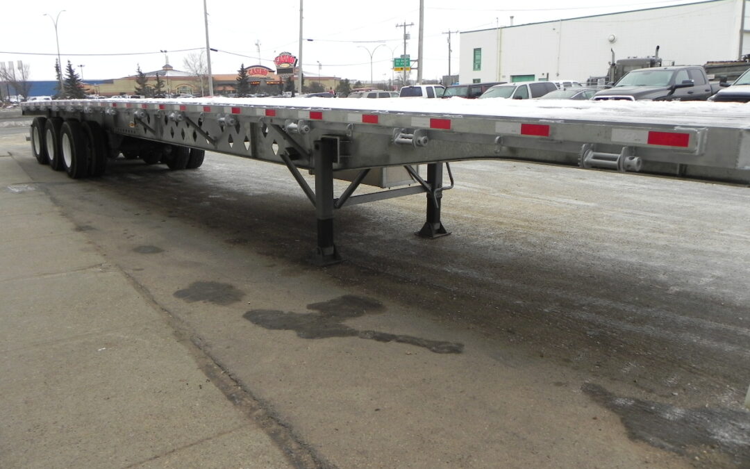 Find Your Fleet’s New Flat Deck Trailer at Kingpin Trailers