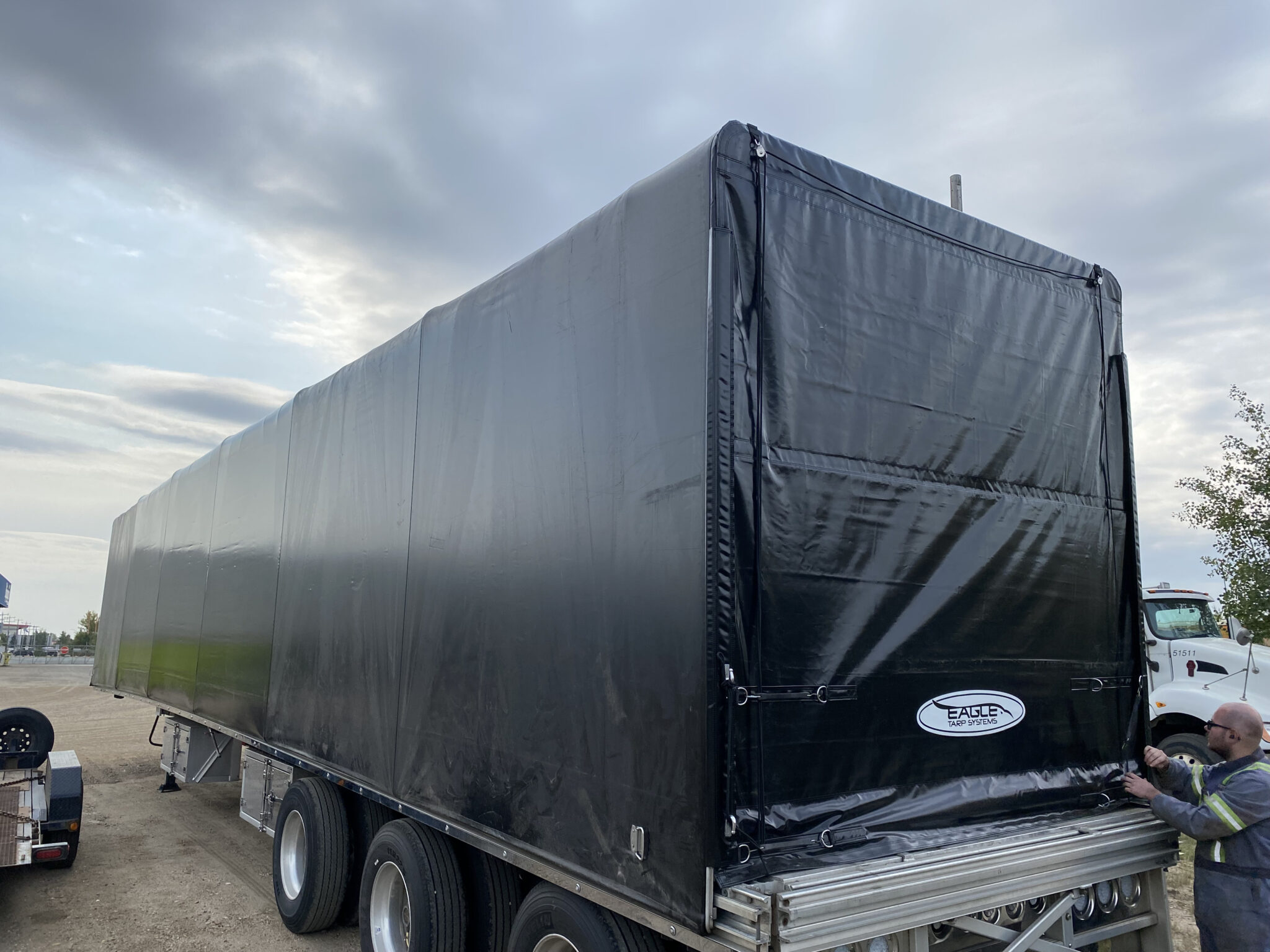 reefer trailers canada